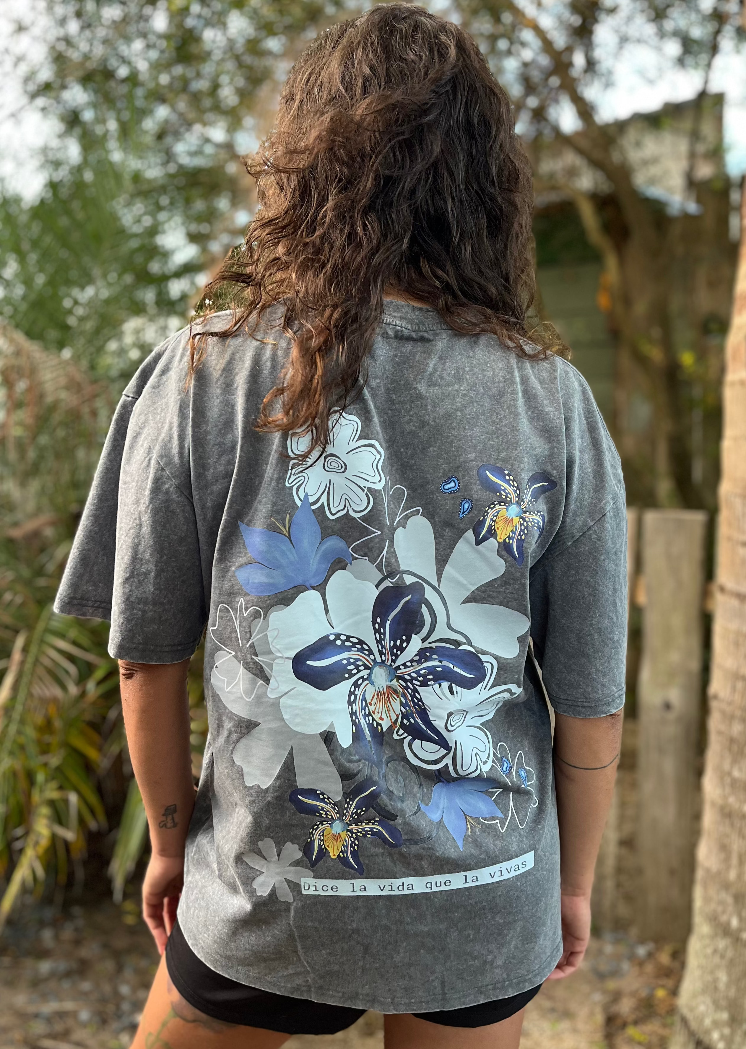 Remera "Dice la vida que la vivas"